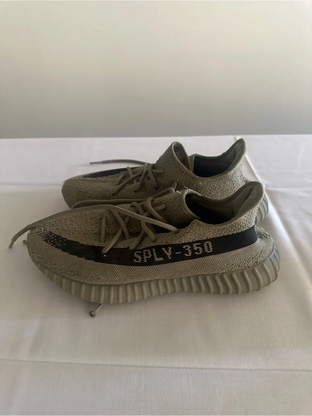 Boost 350 V2 Sneakers - Olive/Black